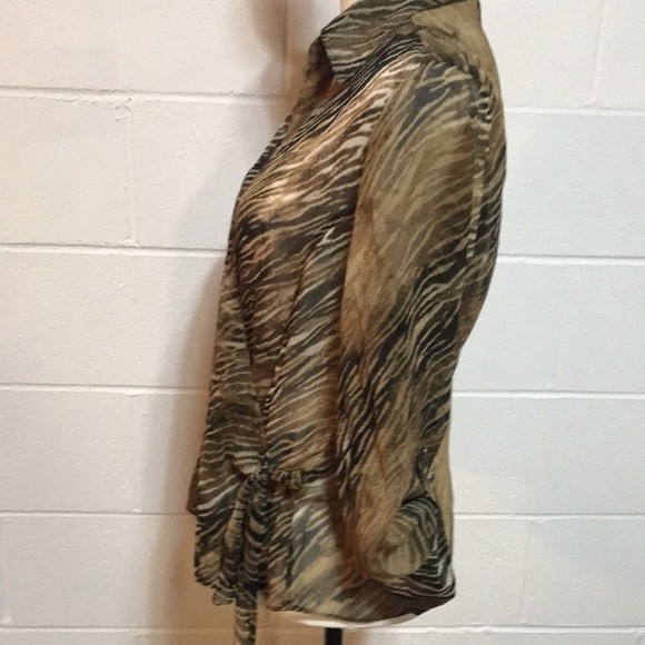 Emma James Wrap Top - Picture 5 of 7